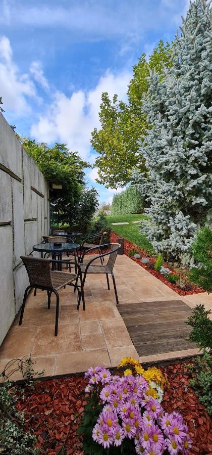 KUBIQ Residence Giarmata Exterior foto