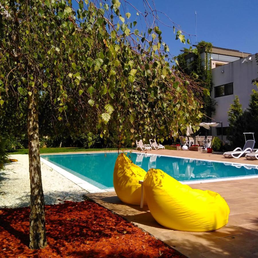 KUBIQ Residence Giarmata Exterior foto